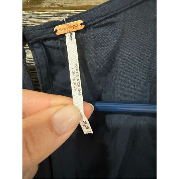 Free People NWOT Natalya Solid Midi black dress size M - Picture 6 of 10